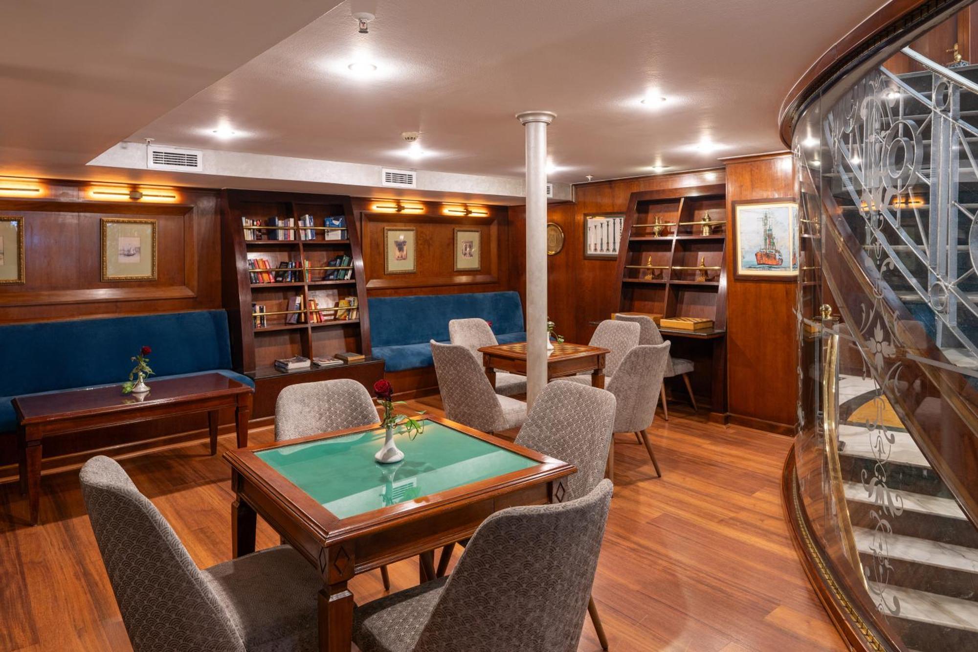 Magic I Nile Cruise Deluxe Boat The Scheduled Departure Is On Saturday For A 7-Day Nile Cruise 호텔 룩소르 외부 사진