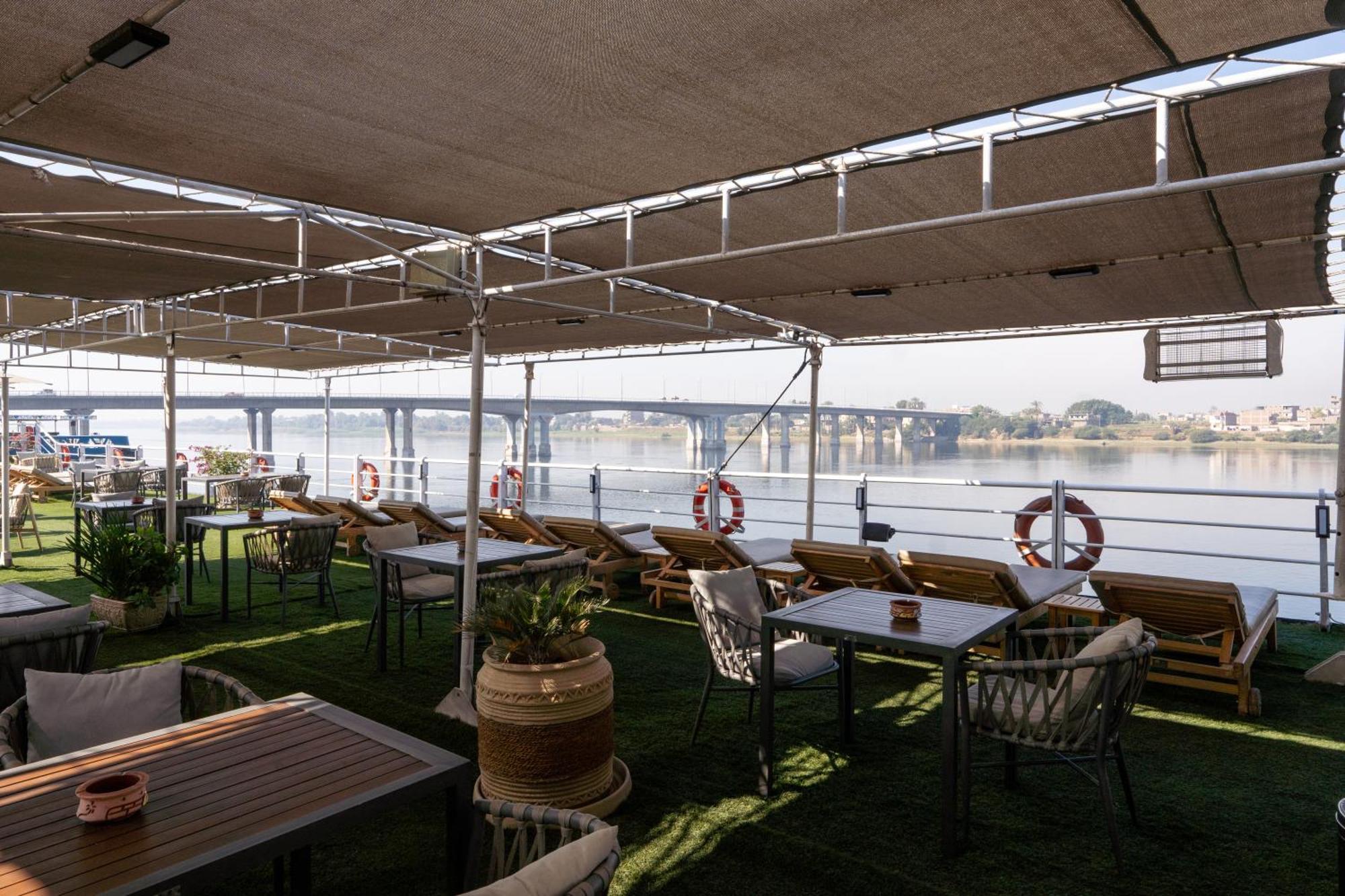 Magic I Nile Cruise Deluxe Boat The Scheduled Departure Is On Saturday For A 7-Day Nile Cruise 호텔 룩소르 외부 사진